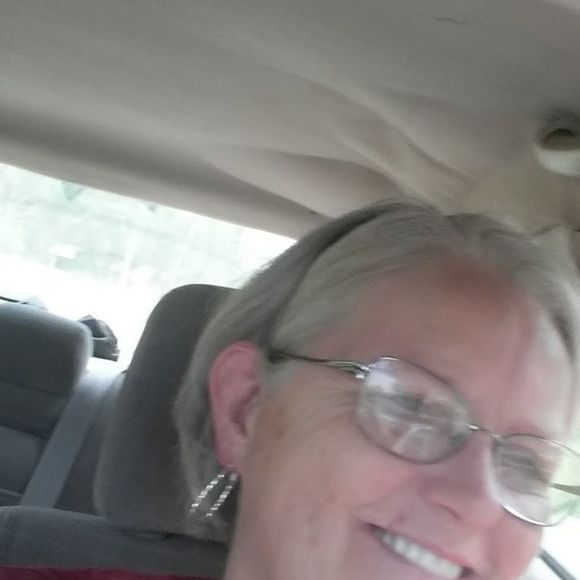 Meet your Posher, Linda - Picture 1 of 1